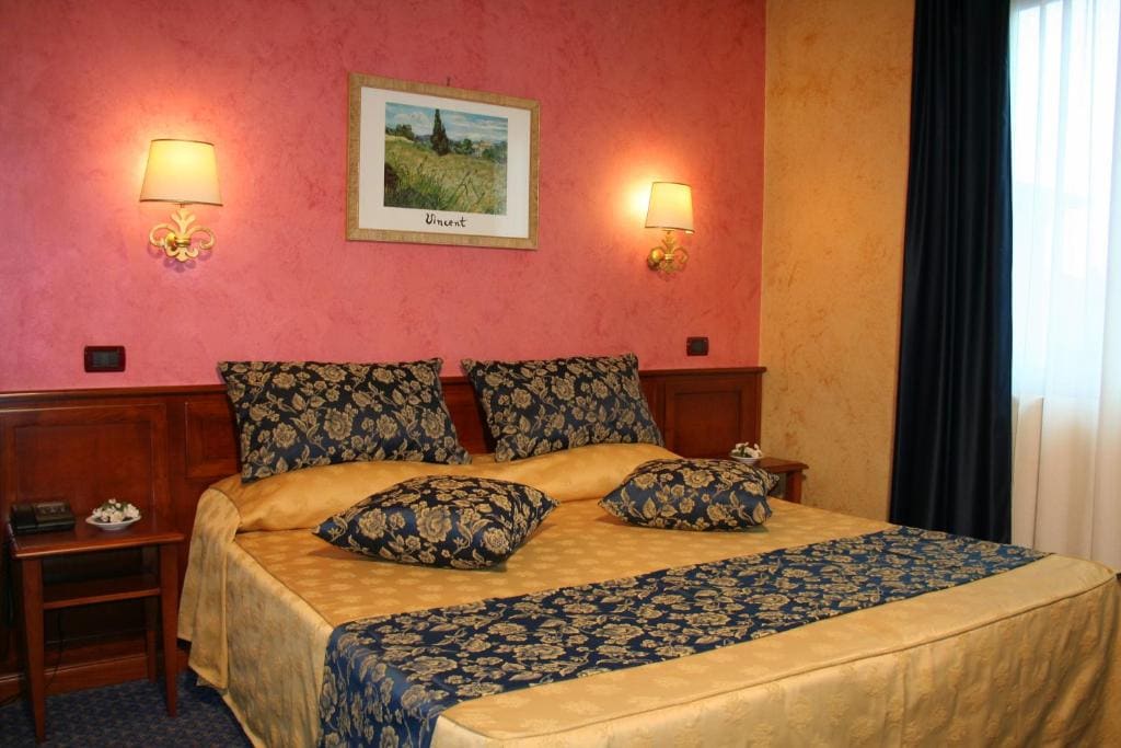 Comfort Double Room single use room - Image 2