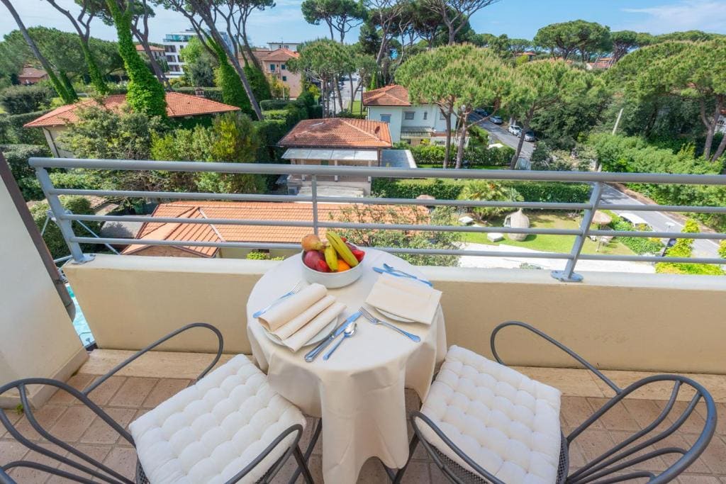 Double or Twin Room with Garden View room - Image 2