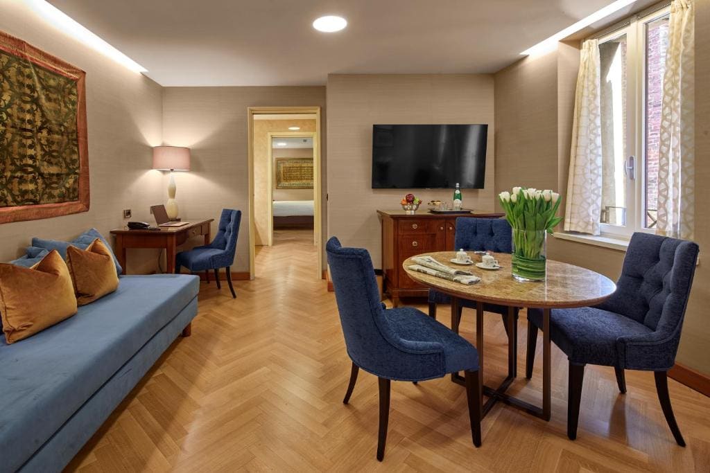 Suite room - Image 3