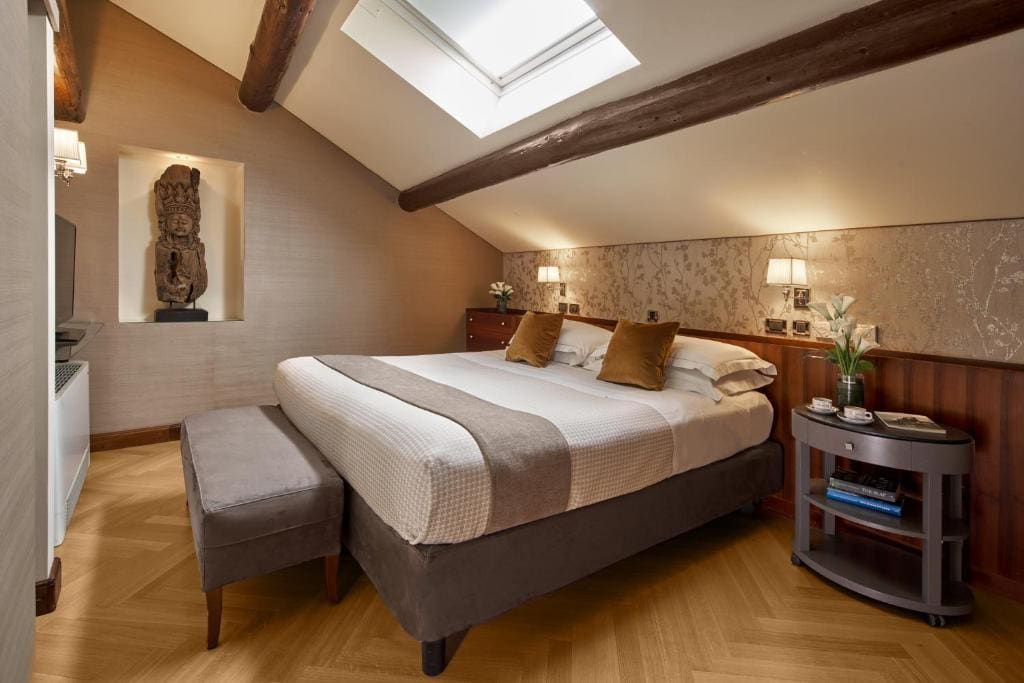 Suite room - Image 2