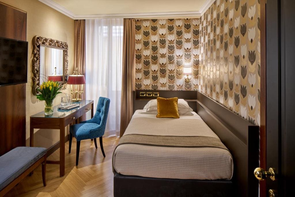 Superior Single Room room - Image 3