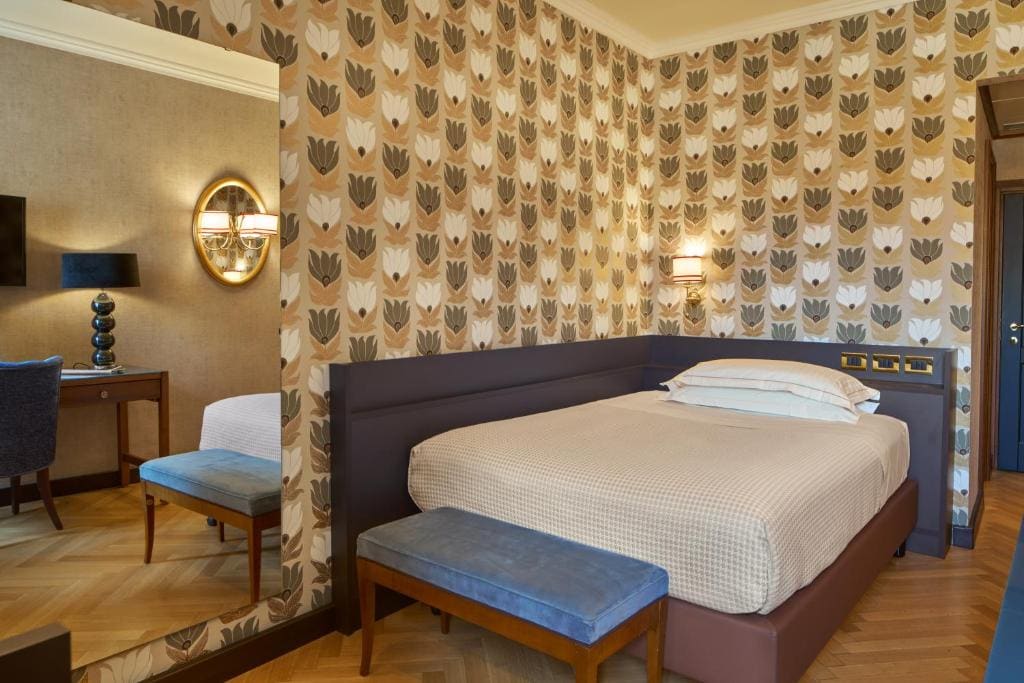 Superior Double Room room - Image 2