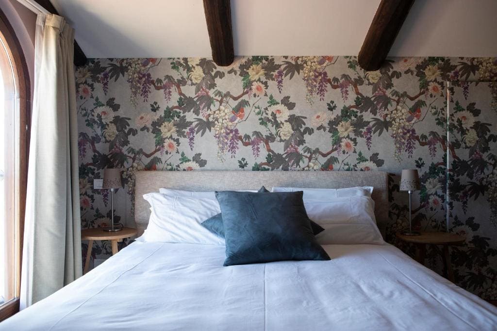 Superior Double Room room - Image 2