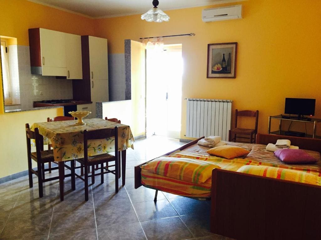 Apartment with Balcony room - Image 3