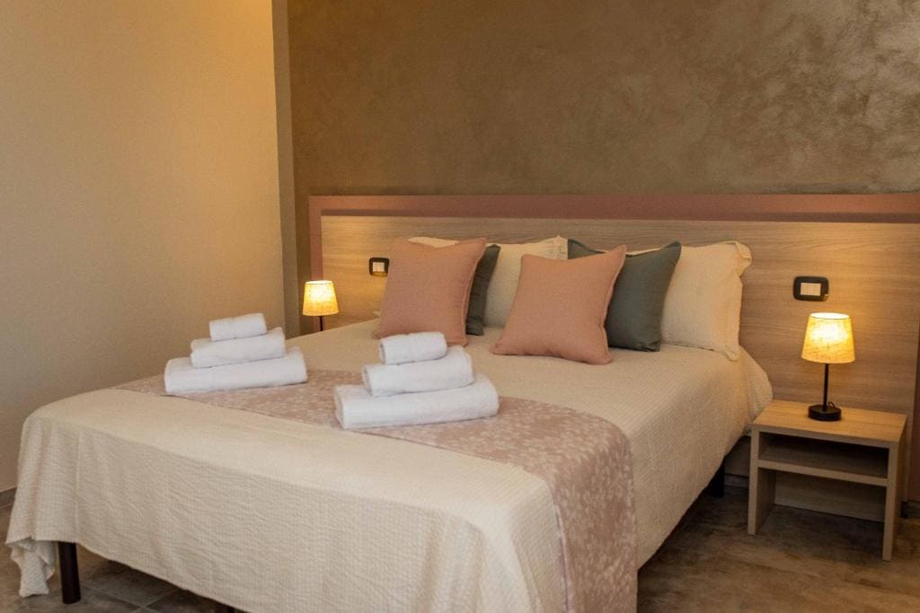 Triple Room with Balcony room - Image 1