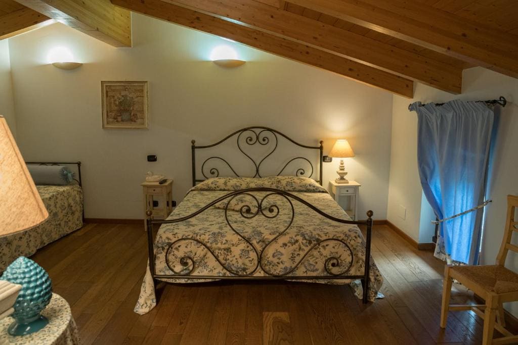 Deluxe Double Room room - Image 2