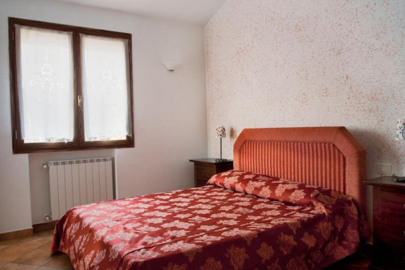 Triple Room with Bathroom room - Image 1