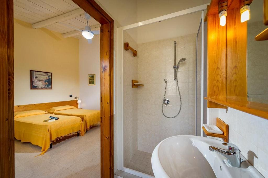 Double or Twin Room room - Image 1