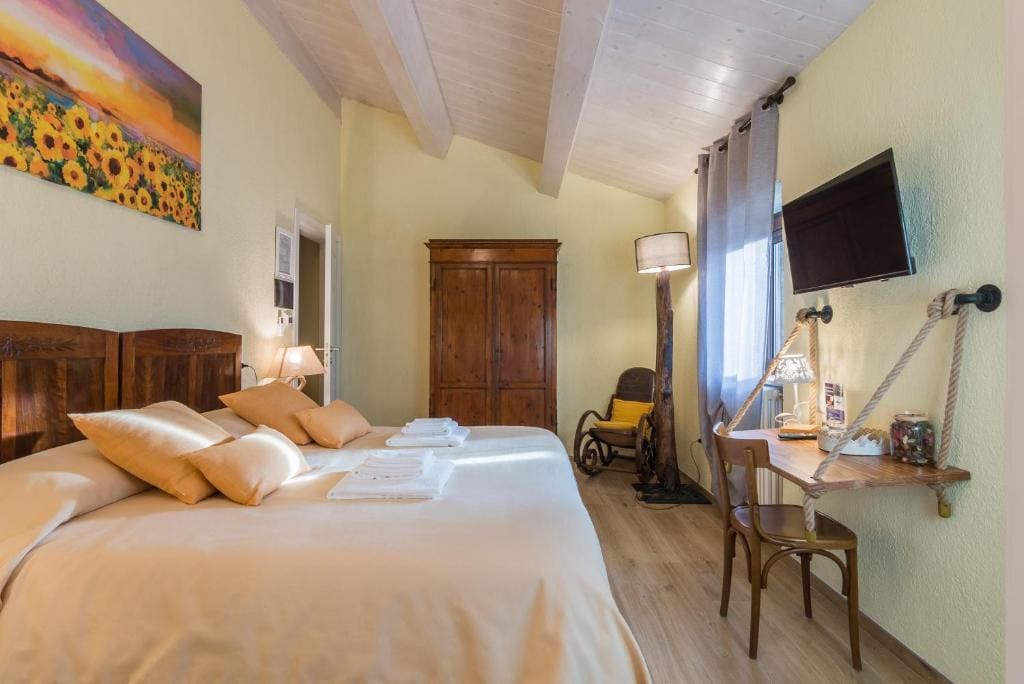Double or Twin Room room - Image 2
