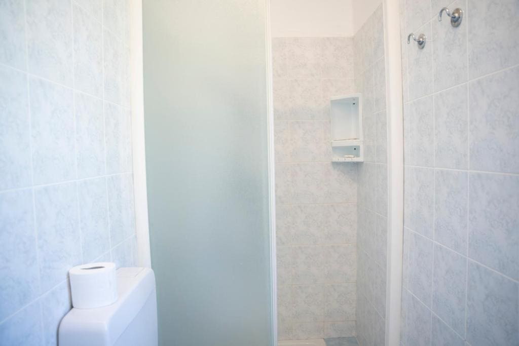 Room room - Image 3