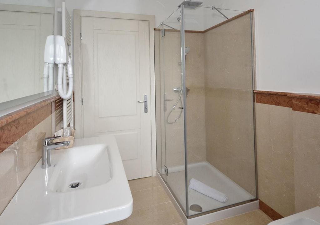 Double Room with Garden View room - Image 1