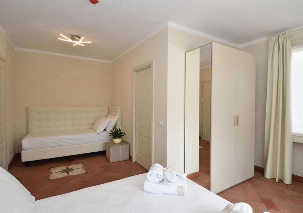 Triple Room with Garden View room - Image 3