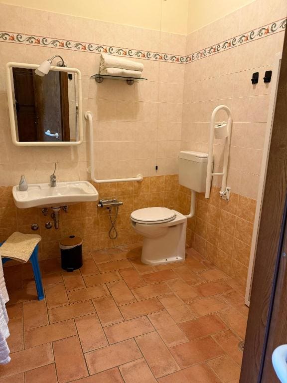 Apartment - Disability Access room - Image 1