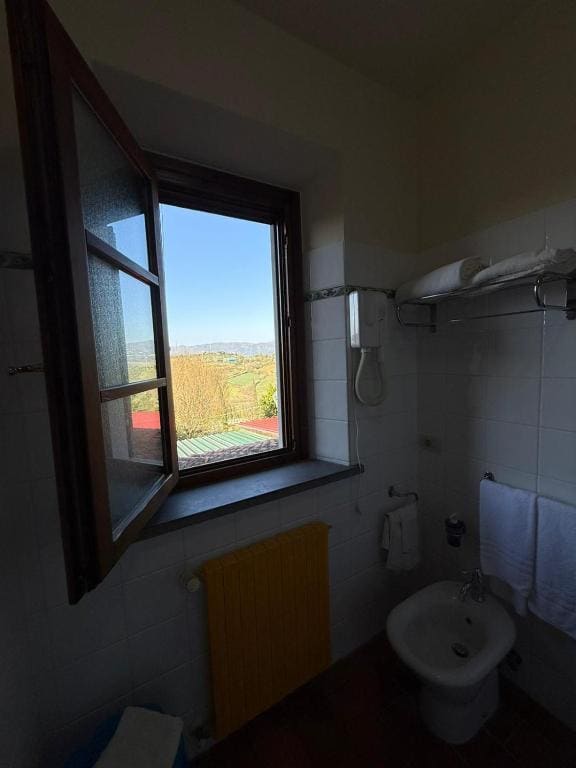 Apartment with View room - Image 3