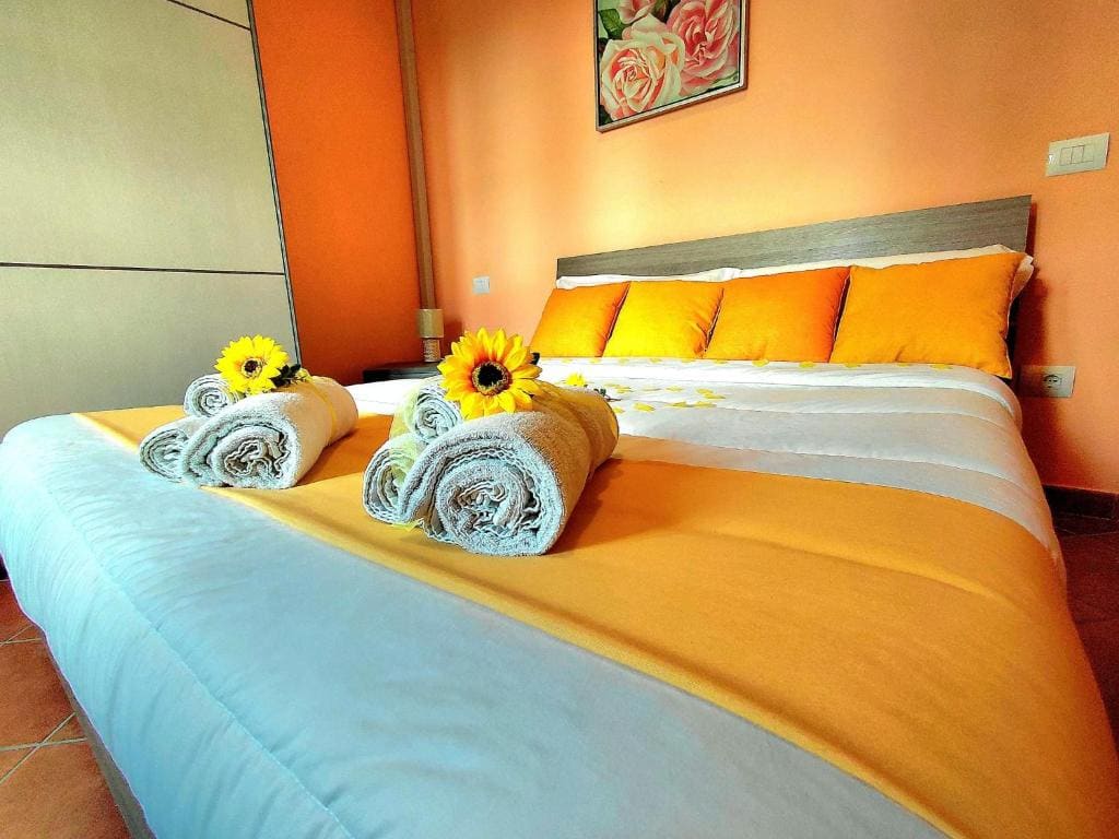 Deluxe One-Bedroom Apartment with Garden View room - Image 3