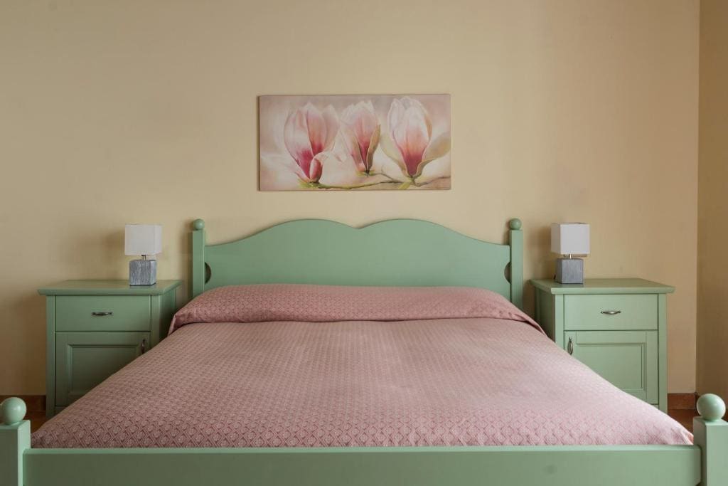 Classic Double Room room - Image 2