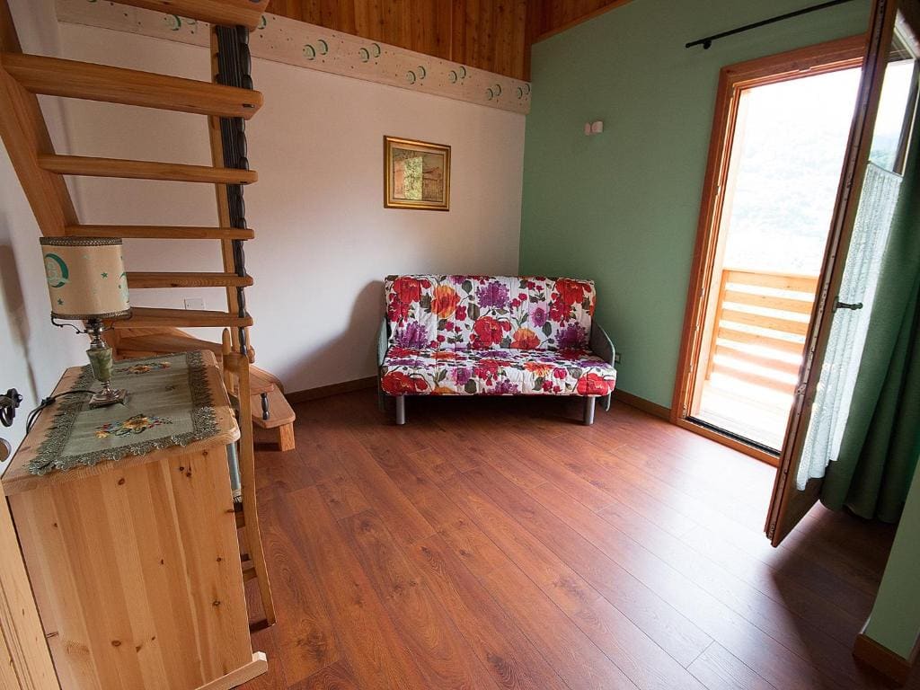Deluxe Double or Twin Room with Balcony room - Image 3