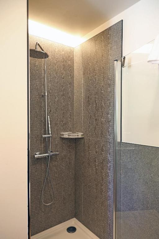 Double or Twin Room with Balcony room - Image 1