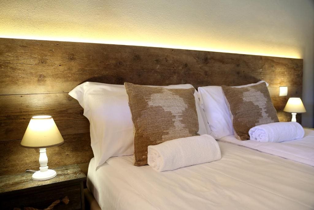 Two-Bedroom Deluxe Apartment with Balcony room - Image 3