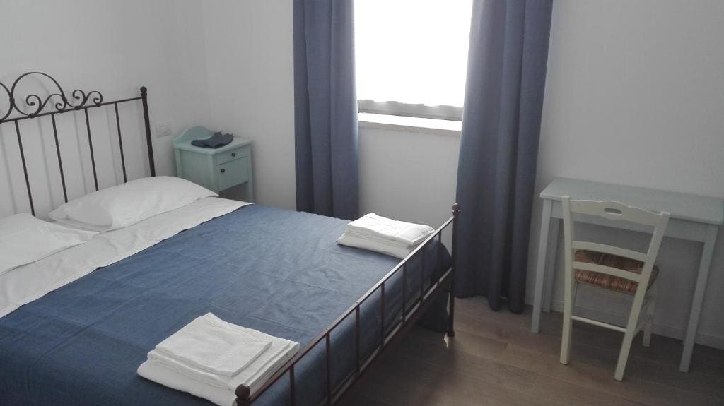 Standard Quadruple Room room - Image 3