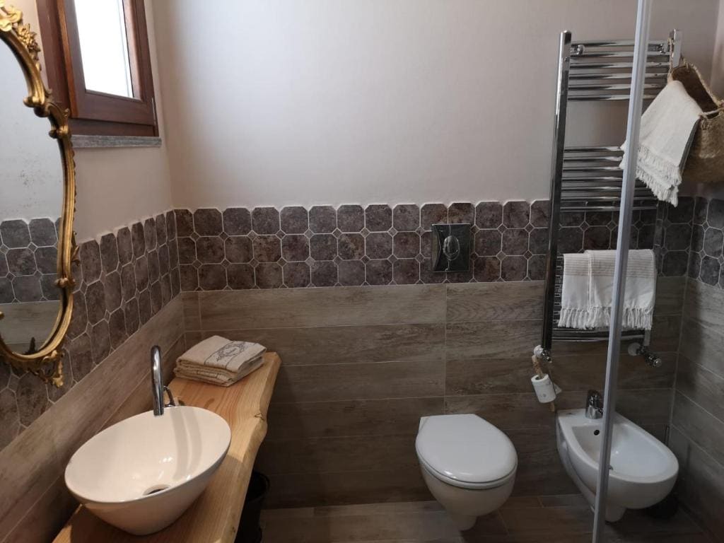 Double Room with Garden View room - Image 3