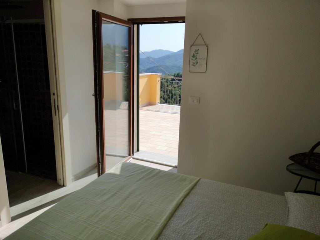 Double Room with Sea View room - Image 1