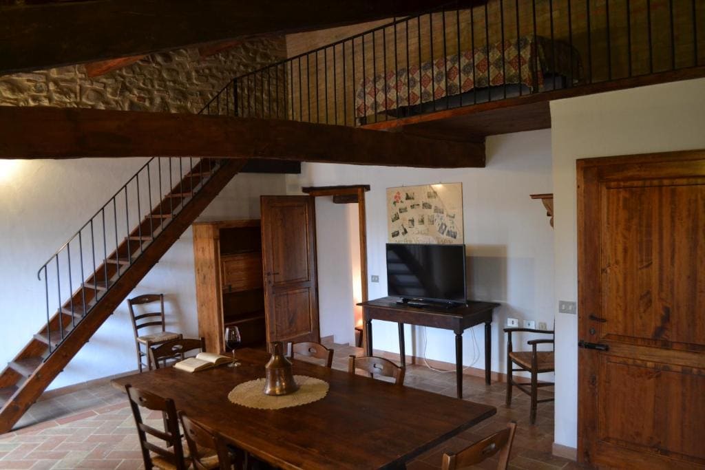 One-Bedroom Apartment room - Image 2