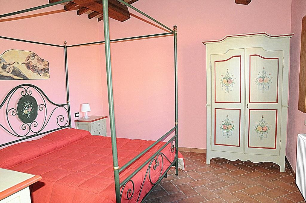 Two-Bedroom Apartment - Annex room - Image 2