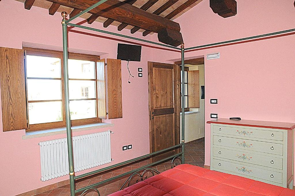 Two-Bedroom Apartment - Annex room - Image 3