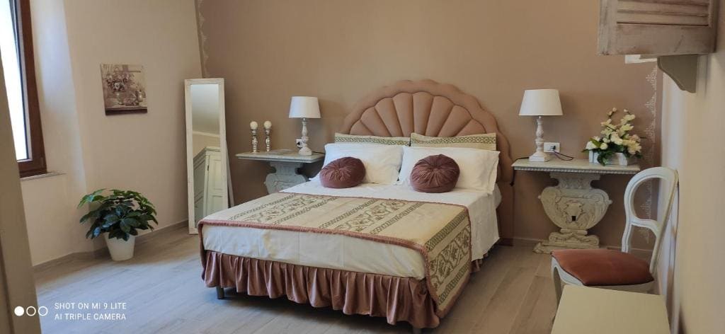 Deluxe Double Room with Sea View room - Image 1