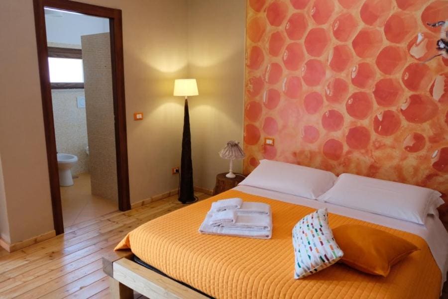 Deluxe King Room room - Image 1