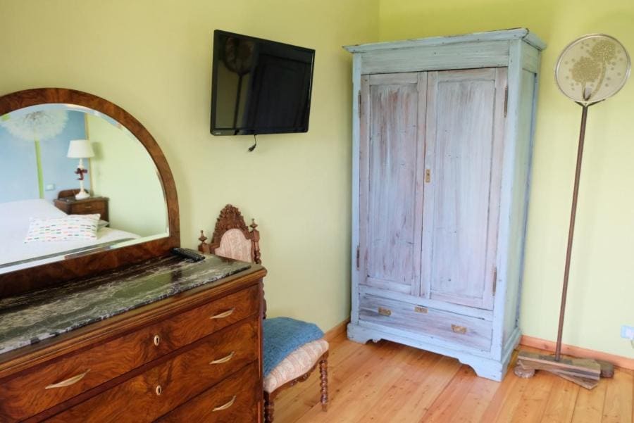 Deluxe Room room - Image 2