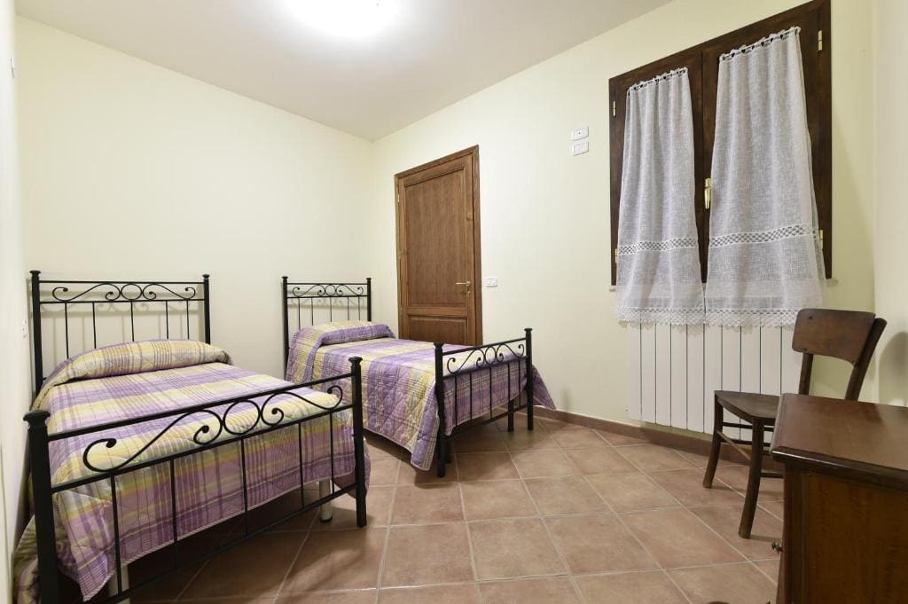 Apartment - Ground Floor room - Image 2