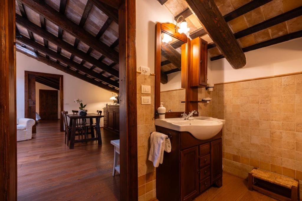 Superior Double Room room - Image 3