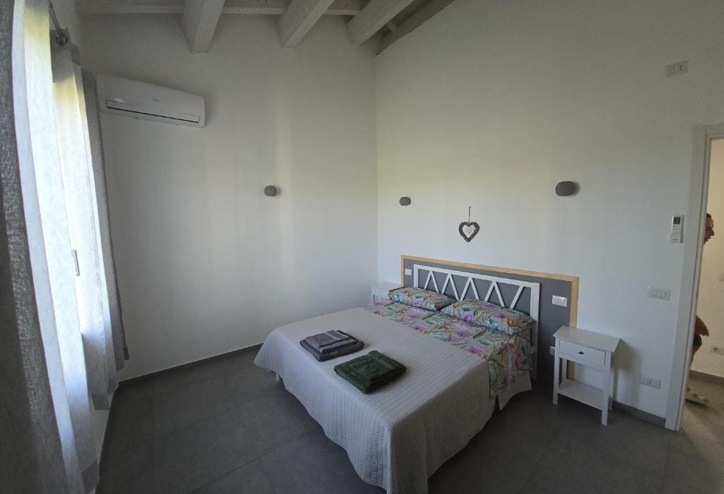 Two-Bedroom House room - Image 1