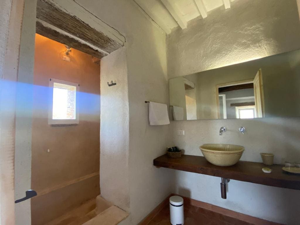 Large Double Room room - Image 3