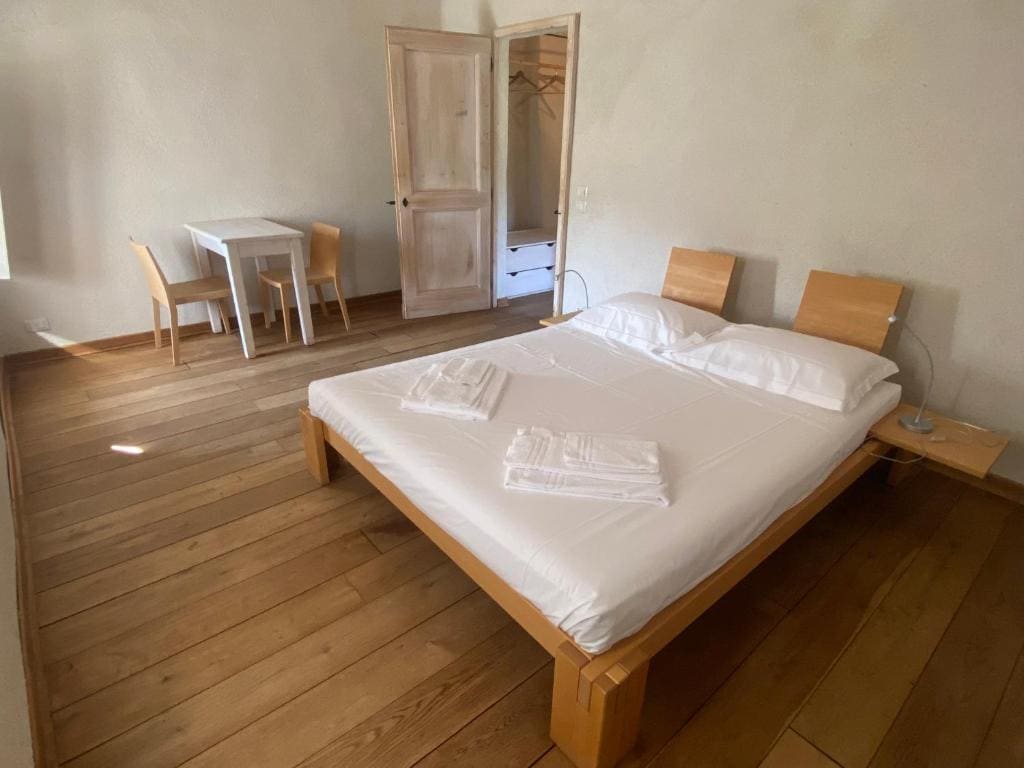 Suite room - Image 3