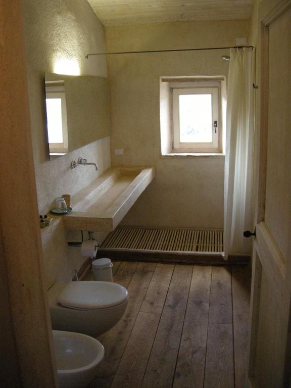 Suite room - Image 1