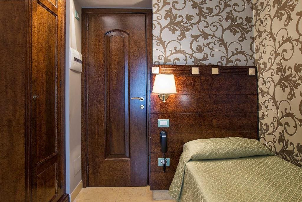 Single Room room - Image 3