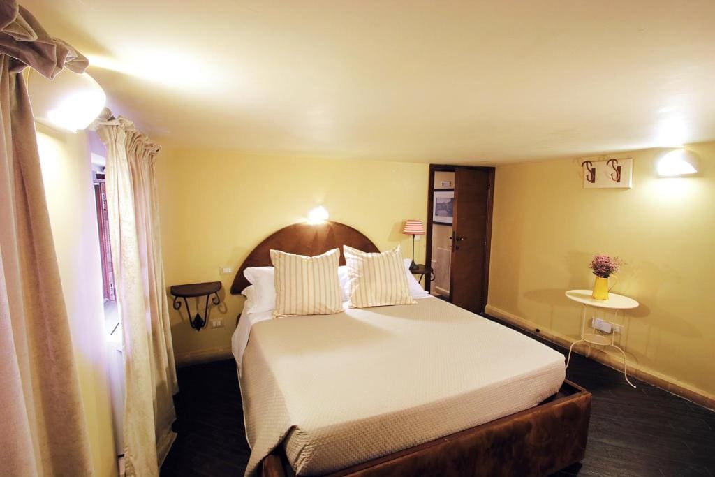 Quadruple Room room - Image 1