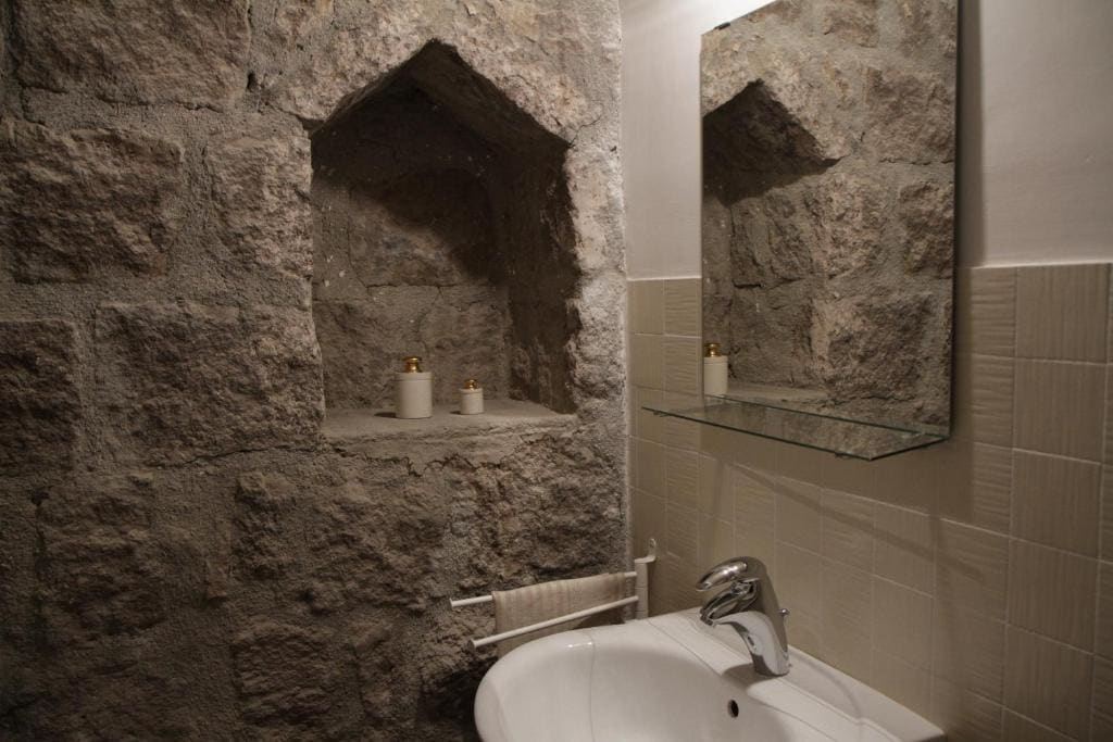 Deluxe Triple Room room - Image 3
