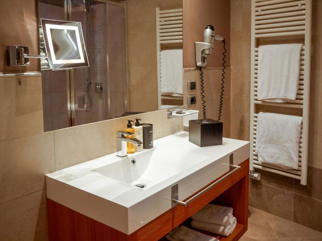 King Room room - Image 2