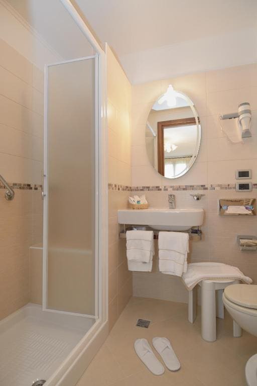 Classic Single Room room - Image 3
