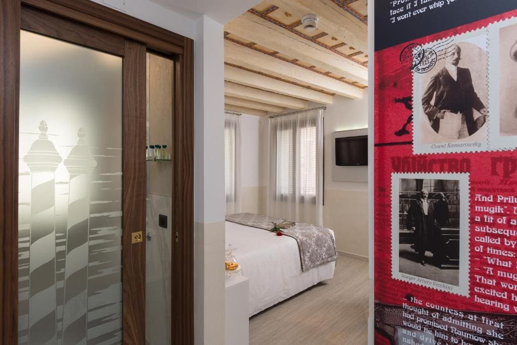 Superior Double Room room - Image 2