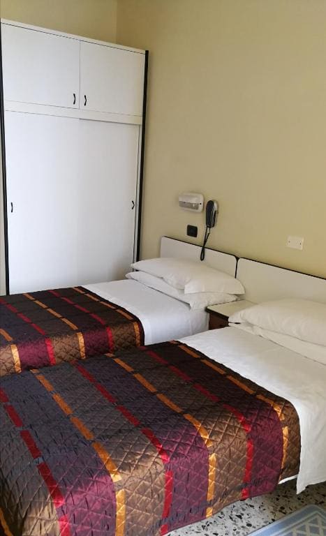 Economy Double or Twin Room room - Image 2