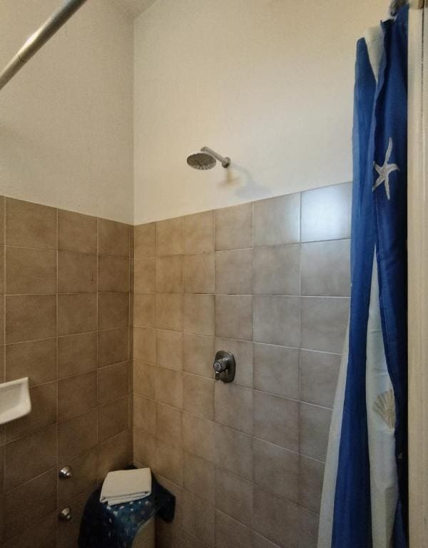 Quadruple Room with Balcony room - Image 1