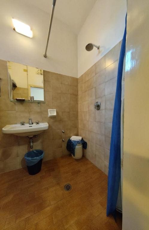 Quadruple Room with Balcony room - Image 3
