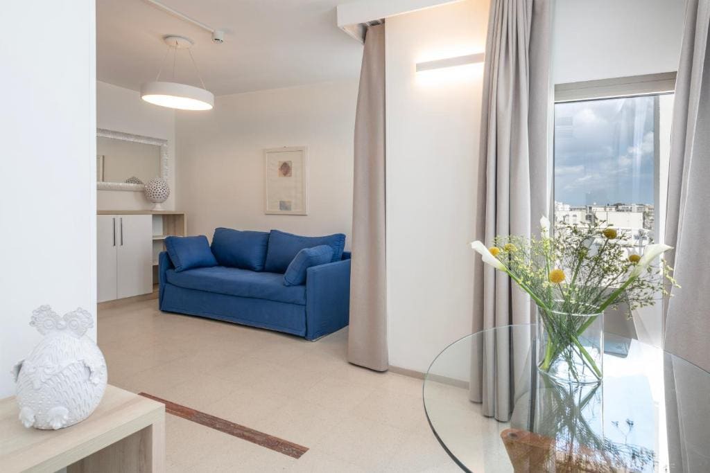 Suite with Sea View room - Image 1