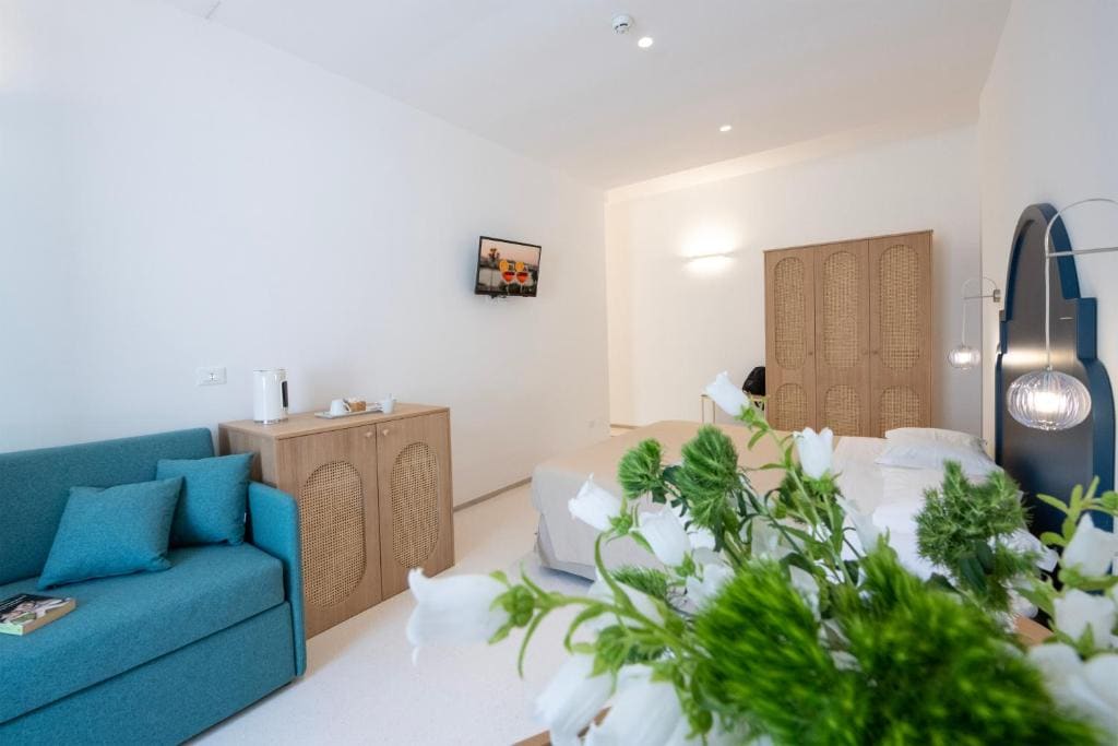 Suite room - Image 3