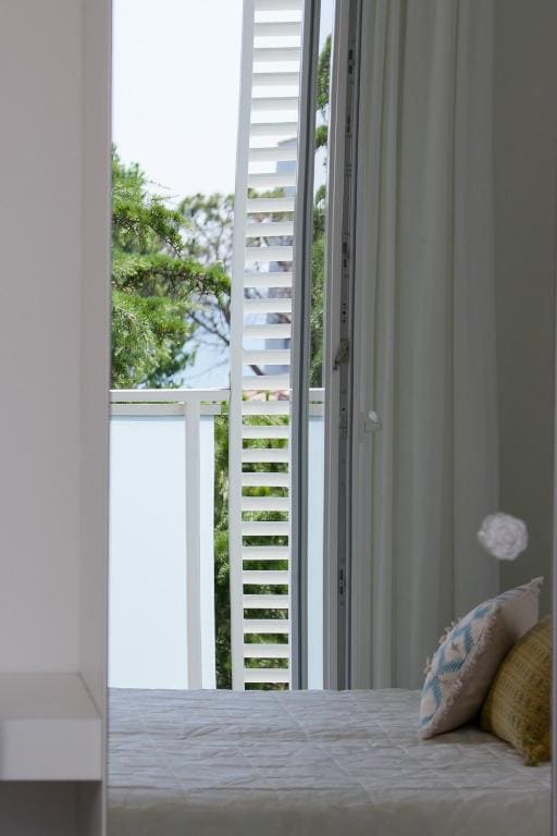 Triple Room with Sea View room - Image 1